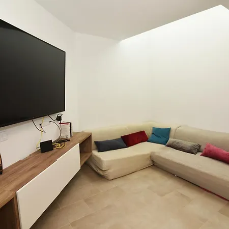 Sunset House