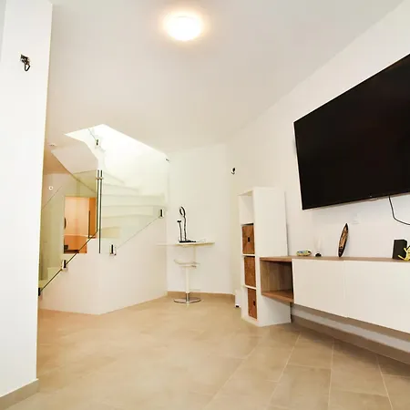 Sunset House *
