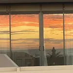 Sunset House Апартаменты *