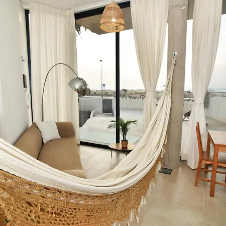Sunset House 아파트
