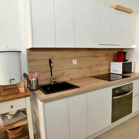 아파트 Sunset House