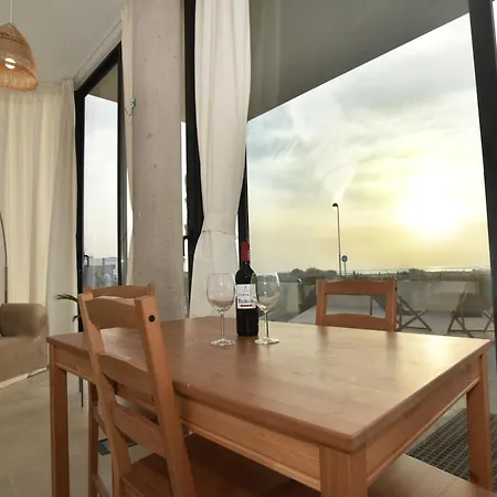 Sunset House 아파트 *